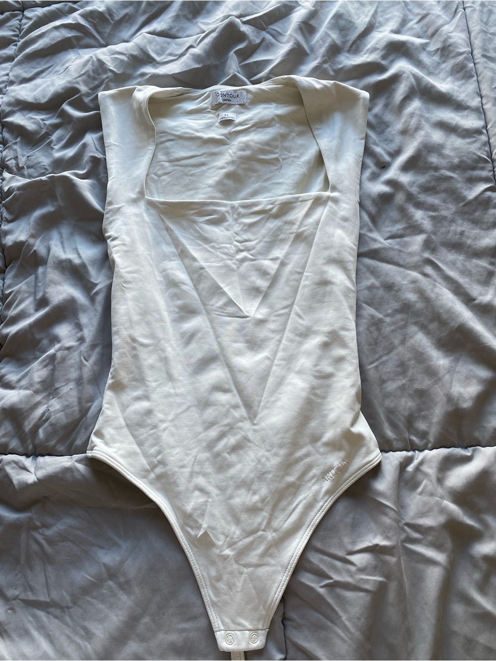 Aritzia White Sleeveless Bandeau Bodysuit